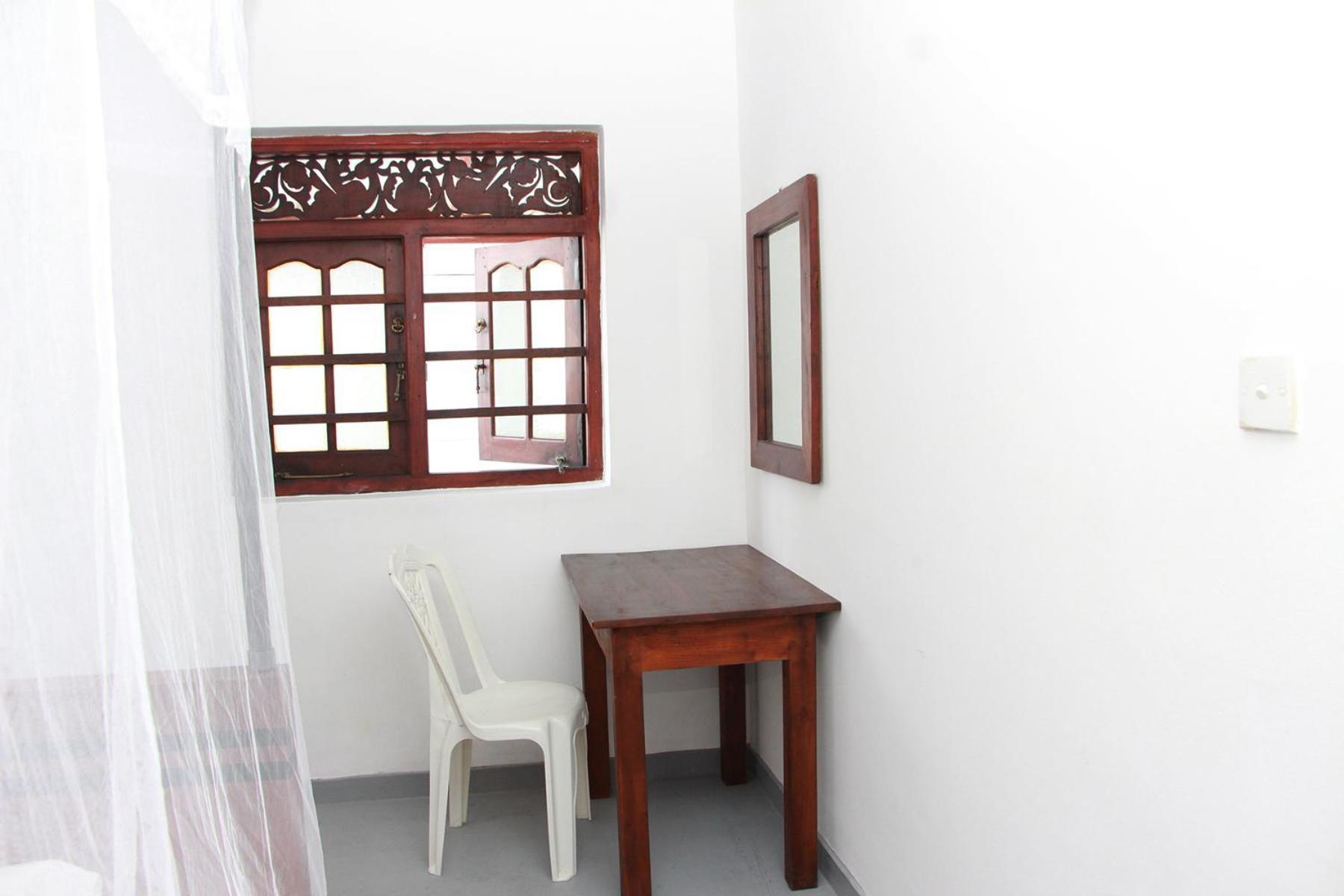 Shehara Sun Surf Lodge Midigama Kelet Kültér fotó